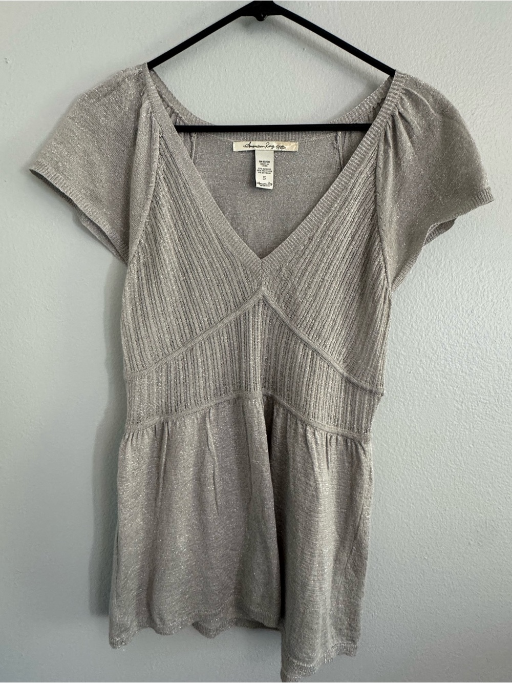 American Rag Cie Y2K Silver Metallic Babydoll Top Womens S V Neck Shimmer Knit